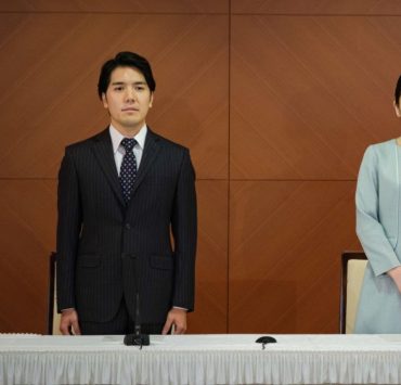 Во имя любви: японская принцесса Мако вышла замуж и лишилась титула
