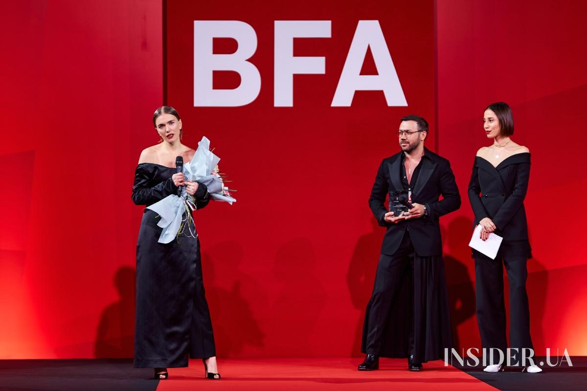 Best Fashion Awards 2021: победители и красная дорожка премии