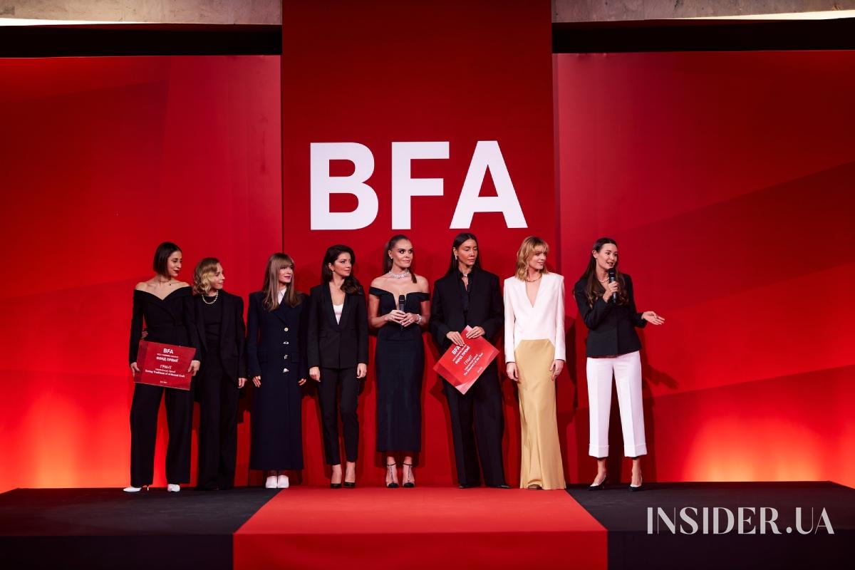 Best Fashion Awards 2021: победители и красная дорожка премии