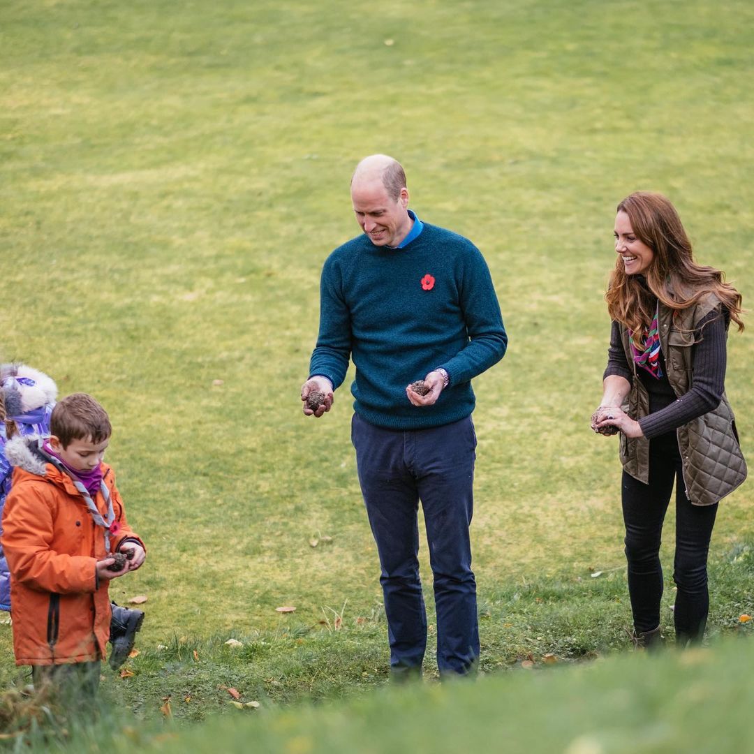 Кейт Миддлтон посетила Шотландию: рассматриваем образы герцогини