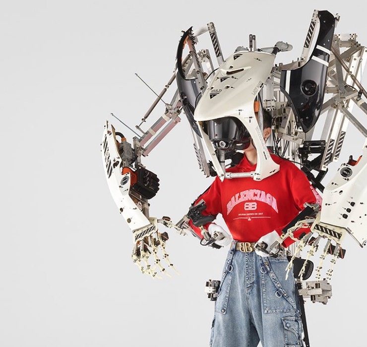 Робототехника стала центральным элементом рекламной кампании Balenciaga