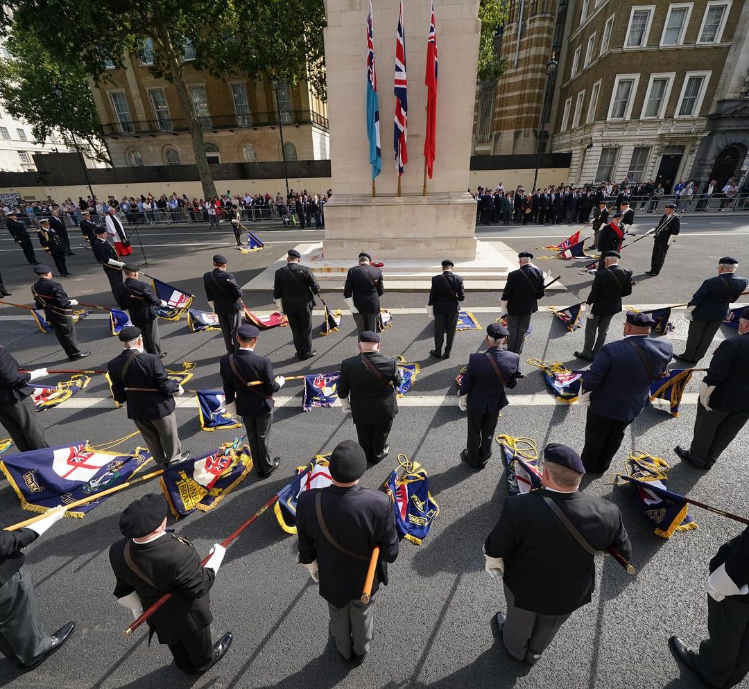 Британская сдержанность: Кейт Миддлтон на церемонии в честь Дня памяти павших