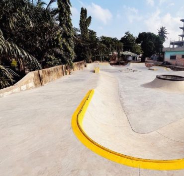 Off-White открыл скейт-парк в Западной Африке. Он посвящен Вирджилу Абло
