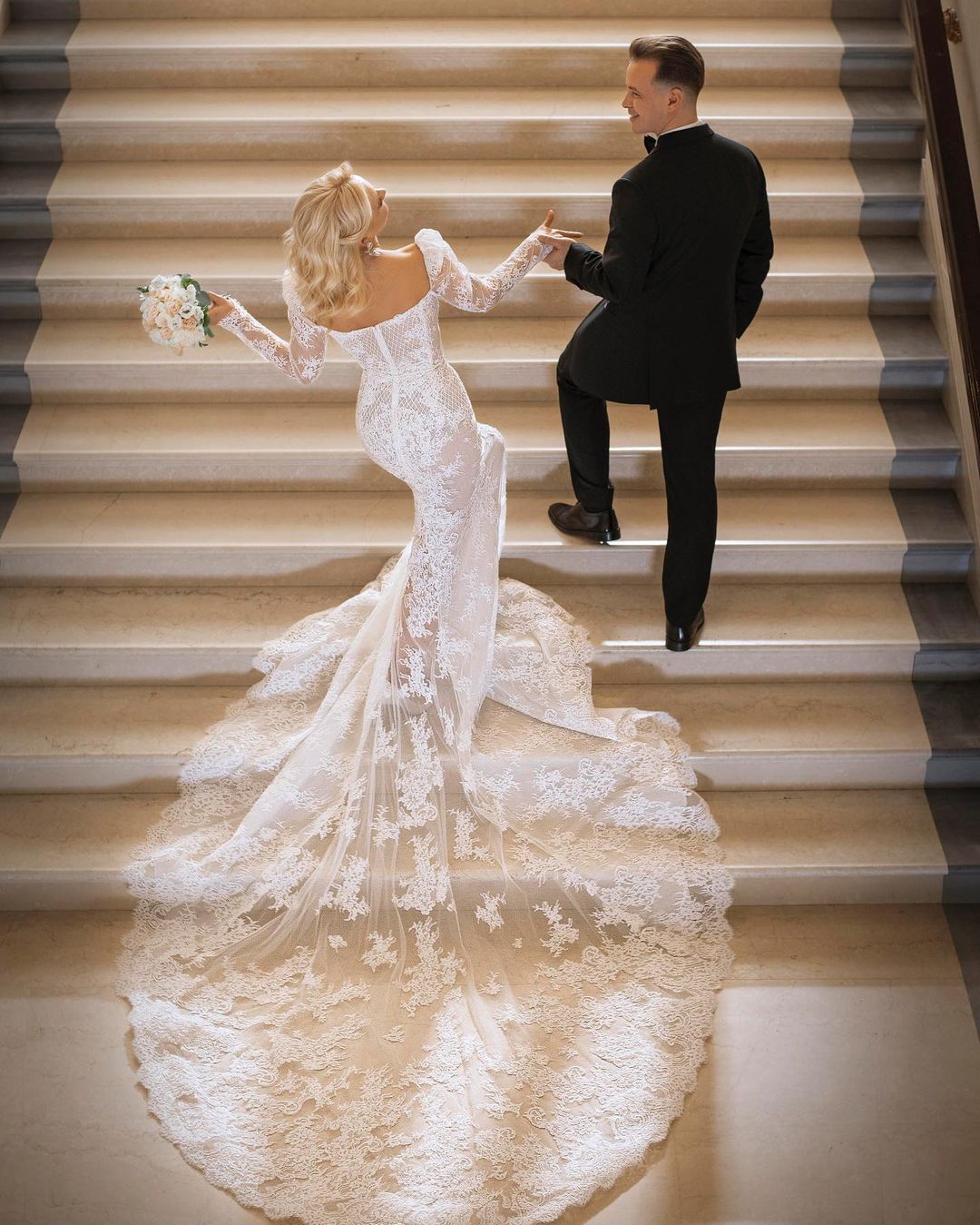 Лилия Ребрик и Андрей Дикий показали свадебные фото из Барселоны