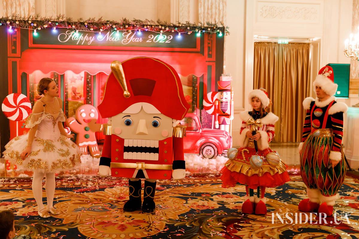 Новорічна казка: дитяче свято в Fairmont Grand Hotel Kyiv