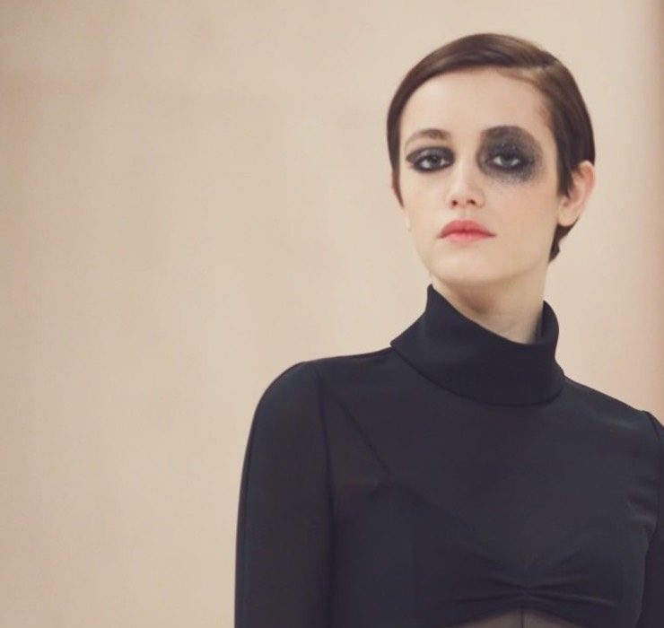 Chanel обвинили в романтизации домашнего насилия из-за макияжа моделей на кутюрном показе