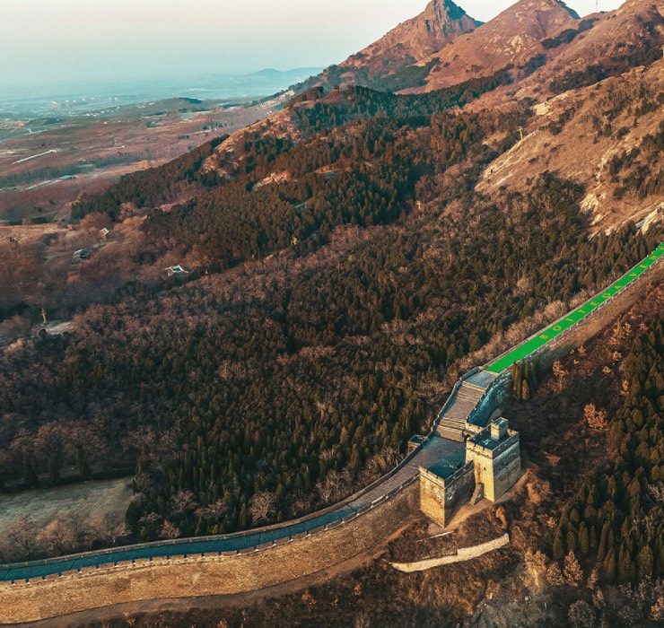 Бренд Bottega Veneta прикрасив Великий китайський мур