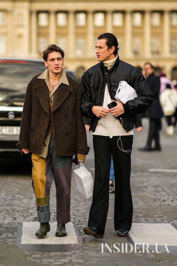 Забавные аксессуары и яркие цвета: что носили гости мужской Недели моды в Париже