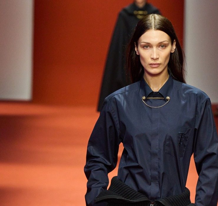 Белла Хадид и Мика Арганьярас: модели пожертвуют часть гонораров от недель моды украинцам