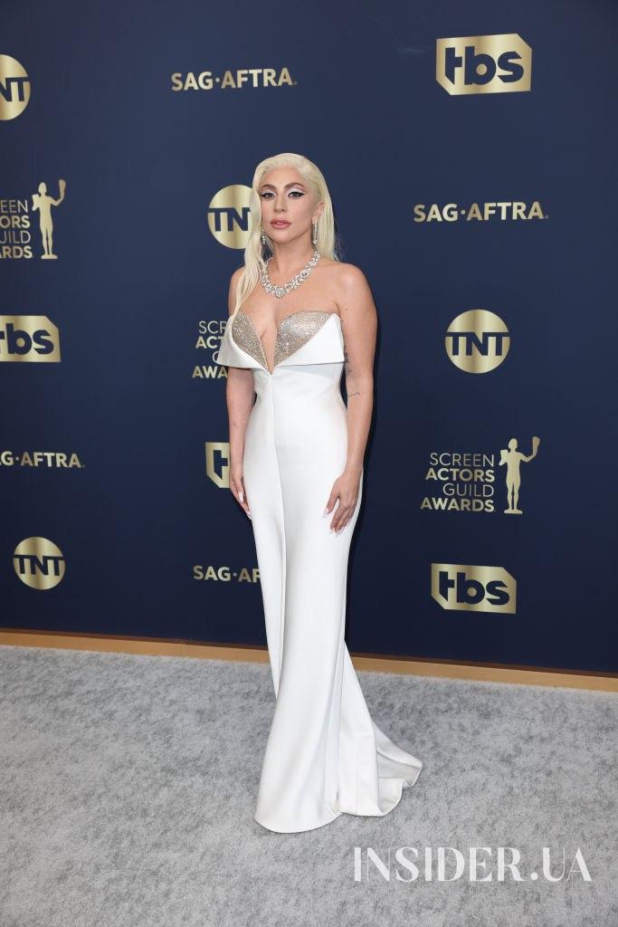 Леди Гага, Грета Ли и другие актеры поддержали Украину на премии SAG Awards – 2022