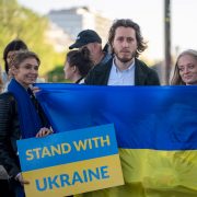 «Мы должны что-то сделать»: Роберт Де Ниро высказался о войне в Украине