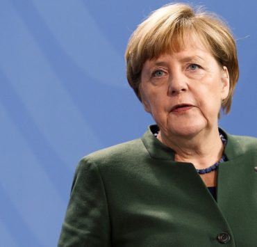 Видавництво «Лабораторія» не перевидаватиме книгу про Ангелу Меркель