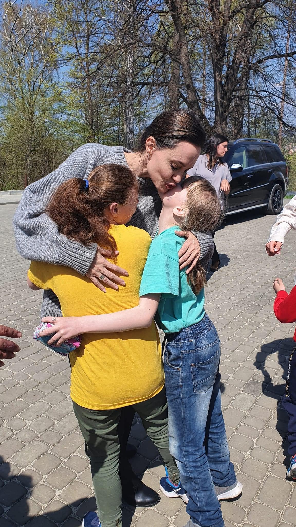 «Горжусь мужеством украинского народа»: Анджелина Джоли о своем визите в Украину