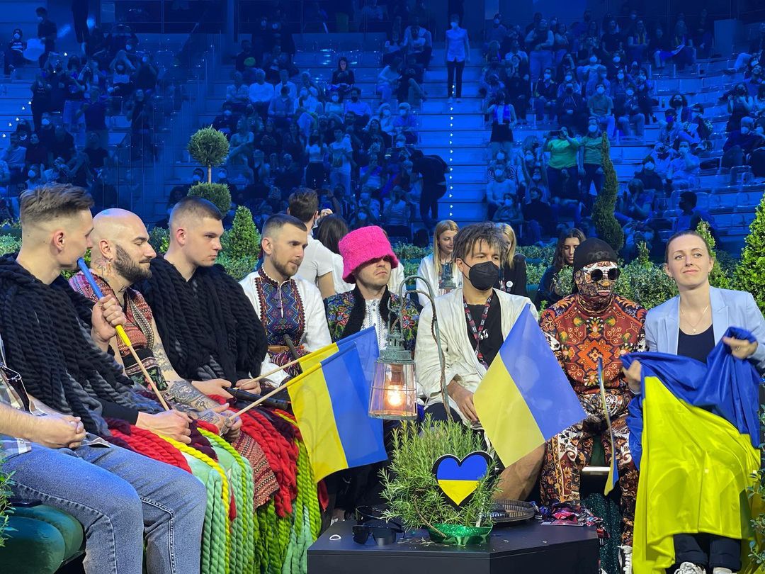 Выступление Kalush Orchestra и поддержка Украине: как прошел первый полуфинал «Евровидения» – 2022
