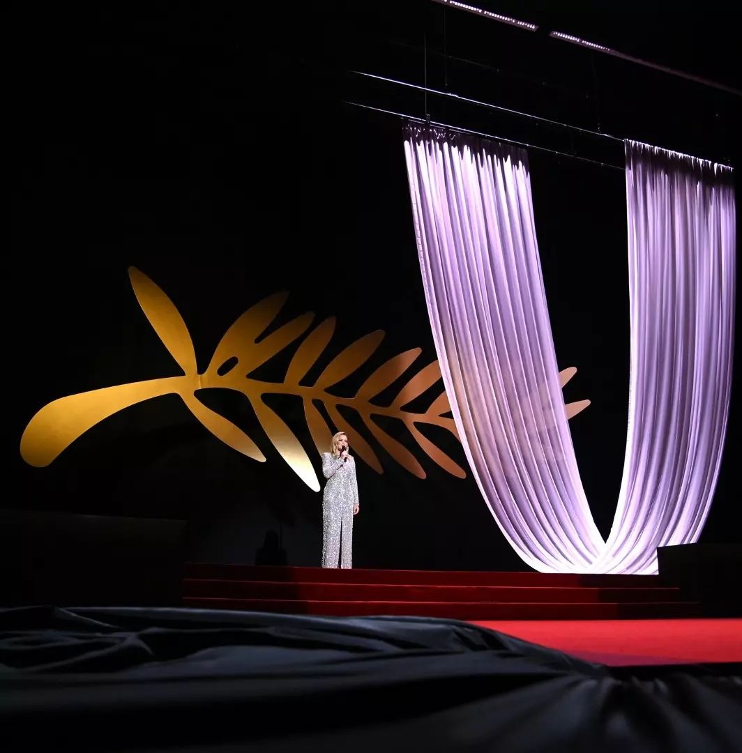 «Нужен новый Чаплин»: Владимир Зеленский выступил на открытии Каннского кинофестиваля