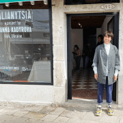 «Здесь я веду бизнес так же, как в Украине»: Анастасия Иванова о жизни во Франции и новом fashion-проекте