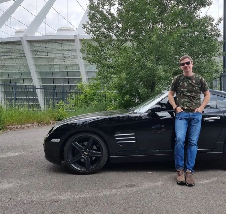 Дмитрий Комаров продаёт свое редкое авто, чтобы помочь ВСУ