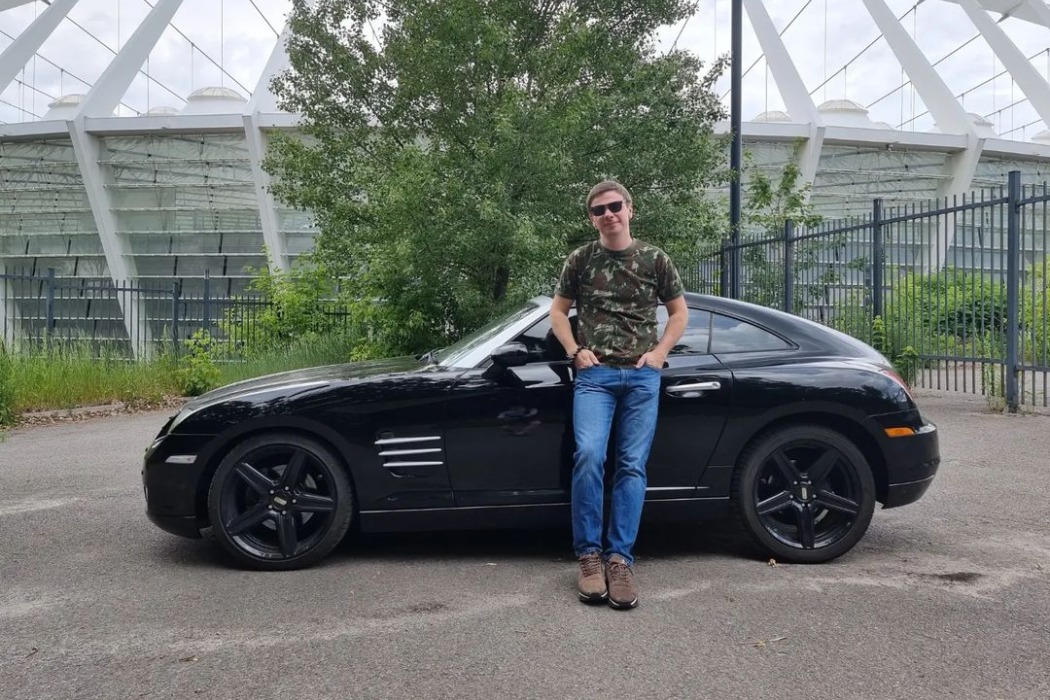 Дмитро Комаров продає своє рідкісне авто, щоб допомогти ЗСУ