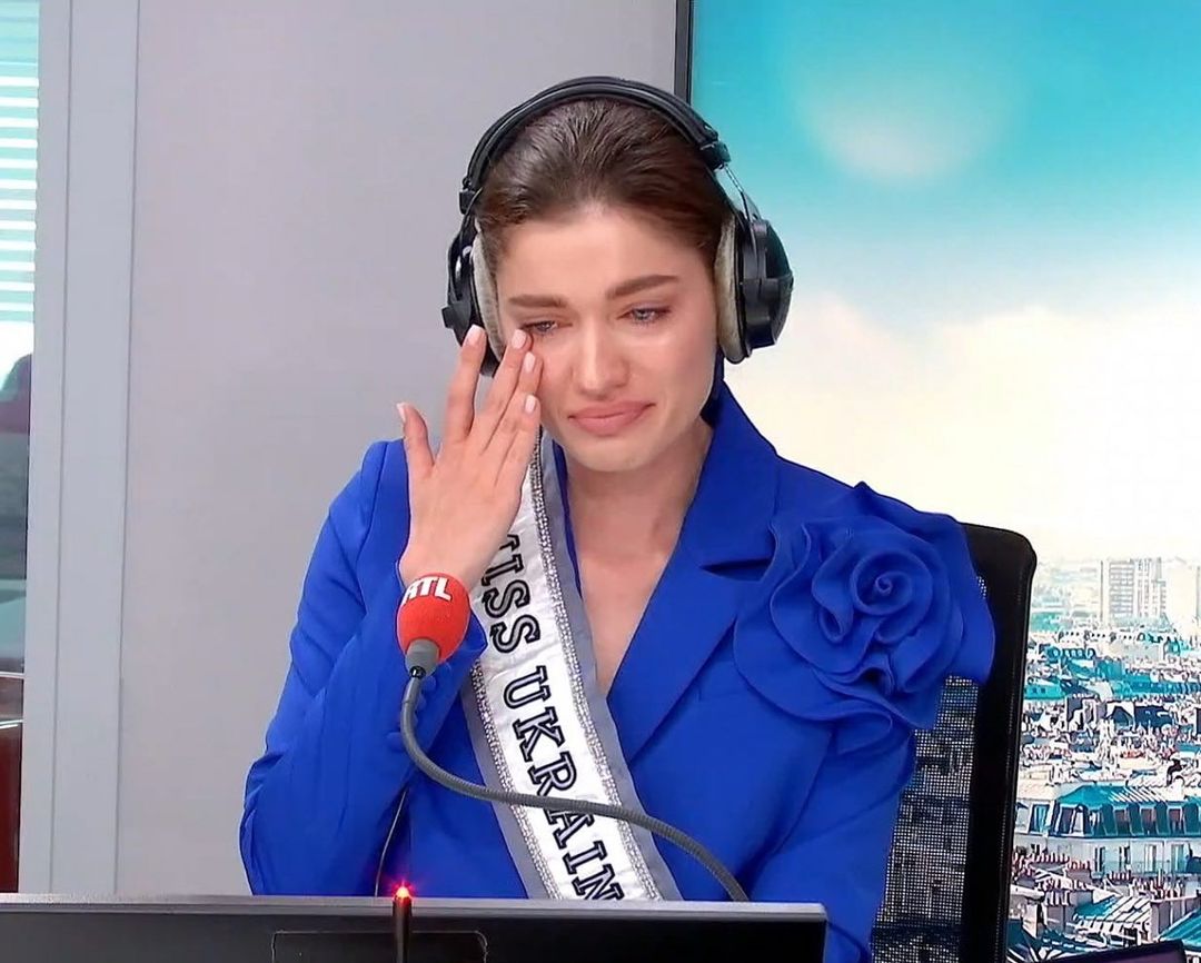 «Мисс Украина Вселенная-2020» Елизавета Ястремская обратилась к президенту Франции
