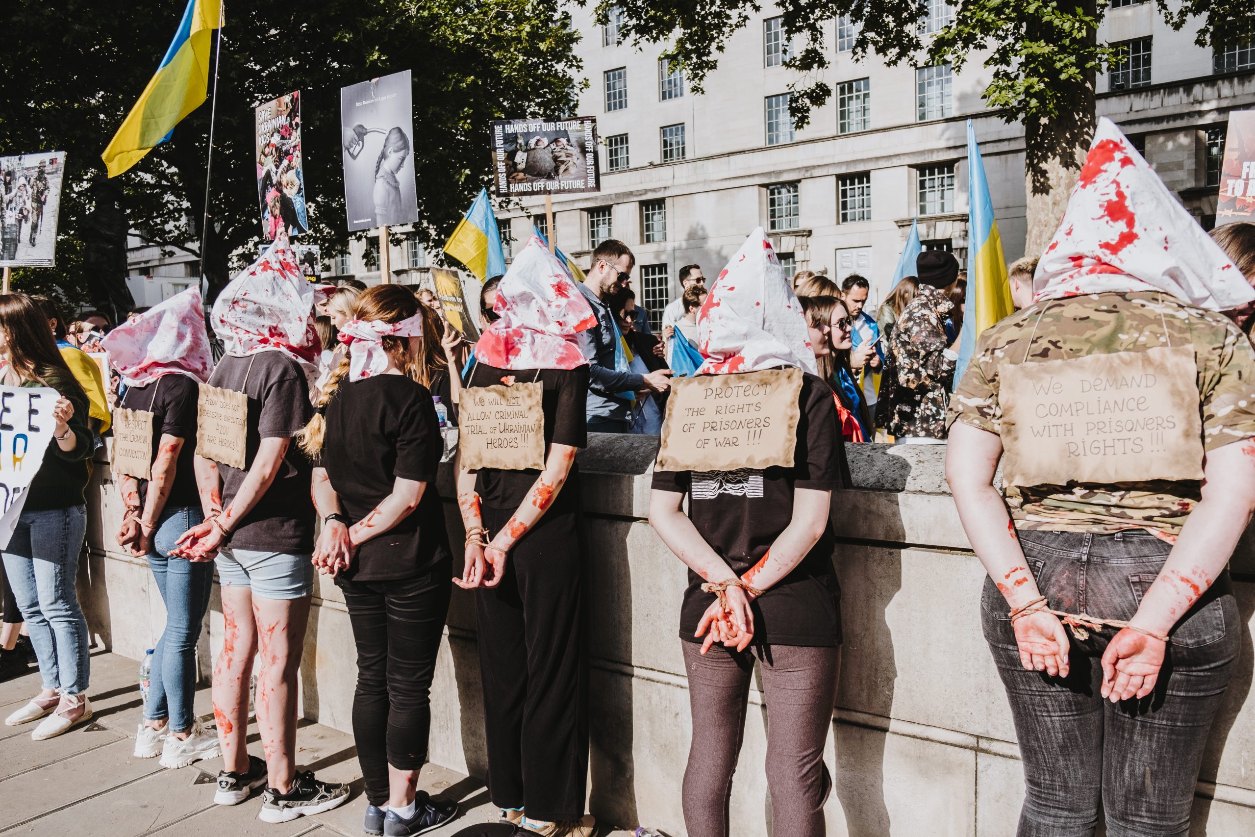 В Лондоне прошла акция в поддержку героев «Азовстали»