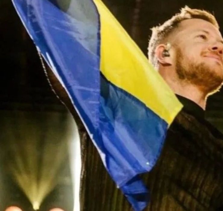 Солист Imagine Dragons обратился к украинцам на концерте в Польше