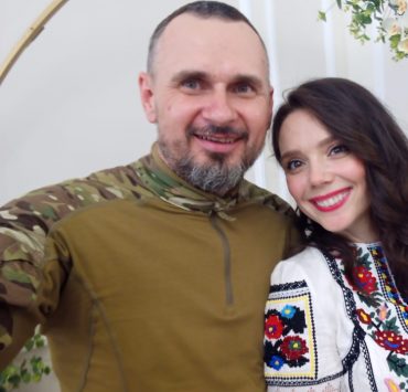 Олег Сенцов знову одружився: перші весільні фото