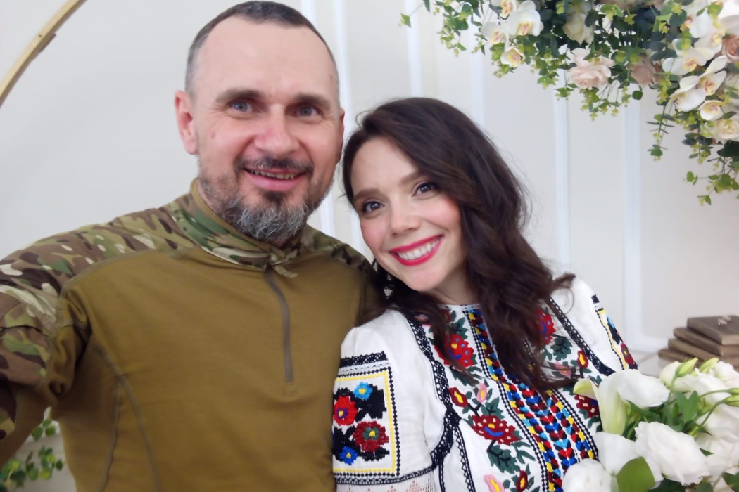 Олег Сенцов вновь женился: первые свадебные фото