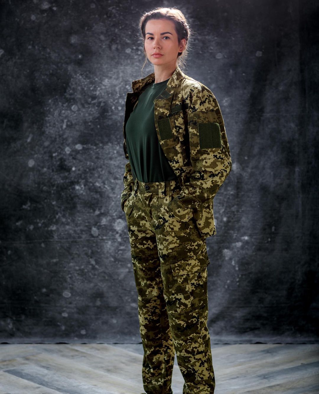 Для женщин в ВСУ впервые разработают военную униформу