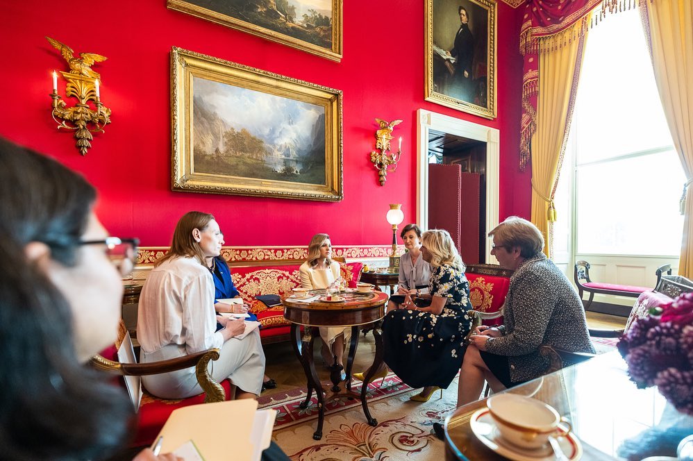 Встреча первых леди: Елена Зеленская и Джилл Байден в Белом доме