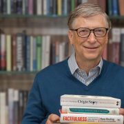 Билл Гейтс рассказал о любимых книгах 2021 года