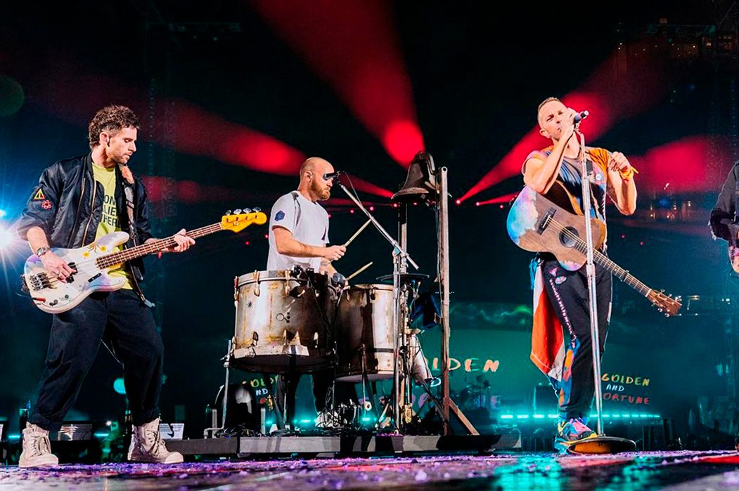 Coldplay на концерте в Варшаве спели песню «Обійми» группы «Океан Эльзы»