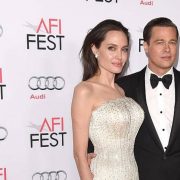 Ходят слухи: у Анджелины Джоли роман с бывшим мужем
