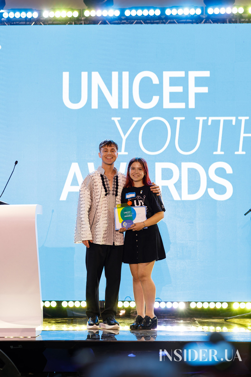 Елена Зеленская, Эмине Джапарова и другие гости церемонии UNICEF Youth Awards