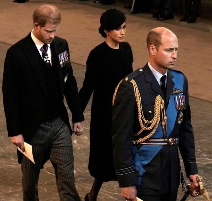 Члени королівської сім&#8217;ї попрощалися з Єлизаветою II