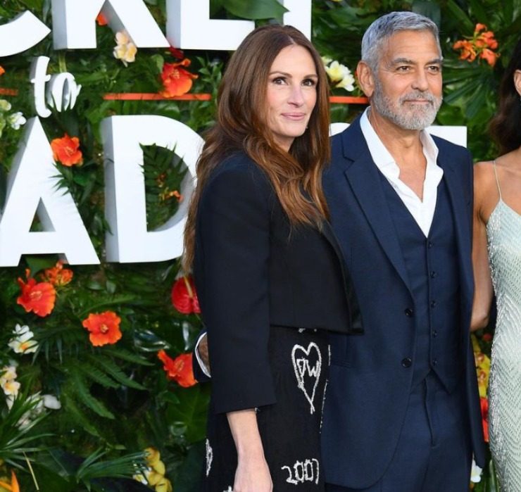 Джулия Робертс, Джордж и Амаль Клуни на премьере фильма «Билет в рай»