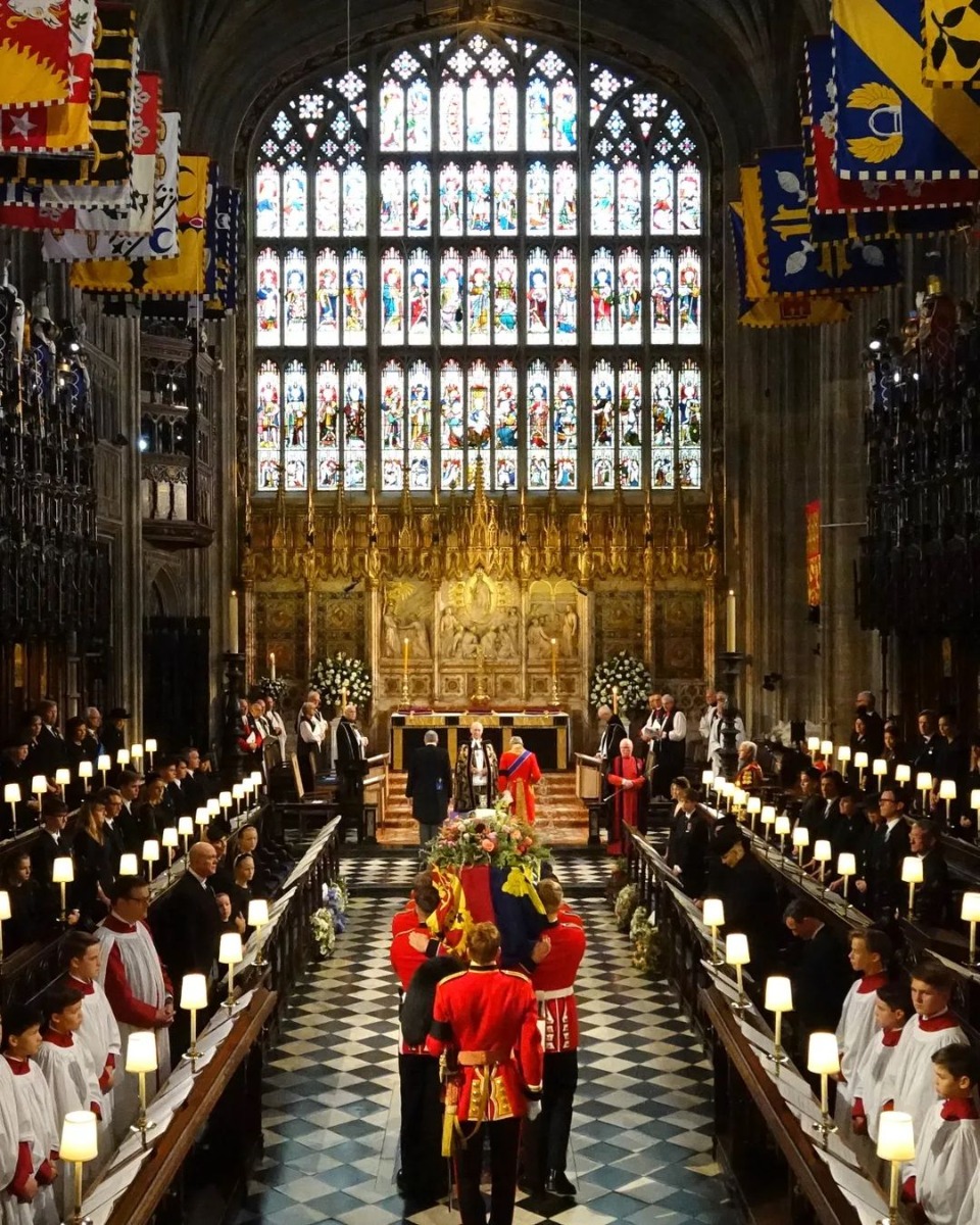 Пять особых моментов на похоронах королевы Елизаветы II, которые навсегда войдут в историю