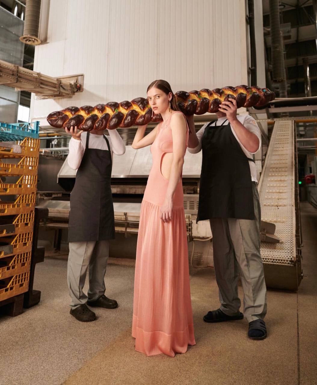 Ціна хліба: бренд BEVZA представив концептуальну зйомку у пекарні