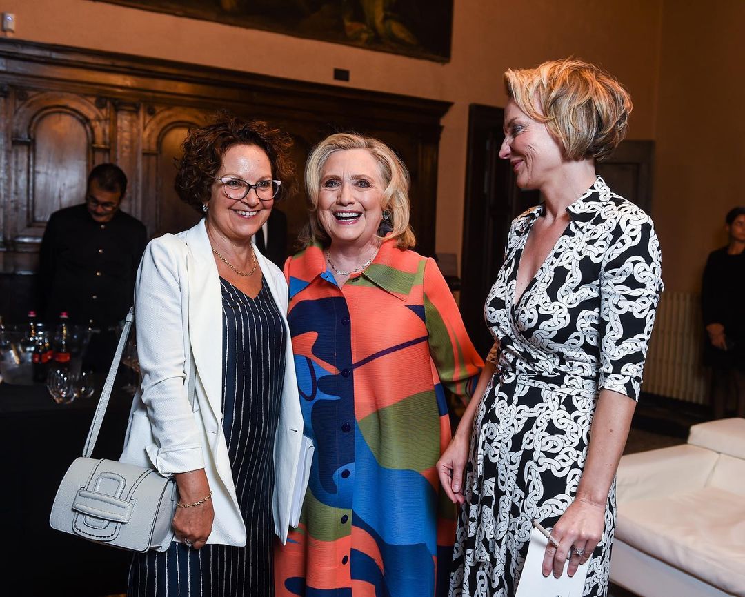 Хиллари Клинтон, Зоя Литвин и другие почетные гостьи церемонии награждения DVF Awards