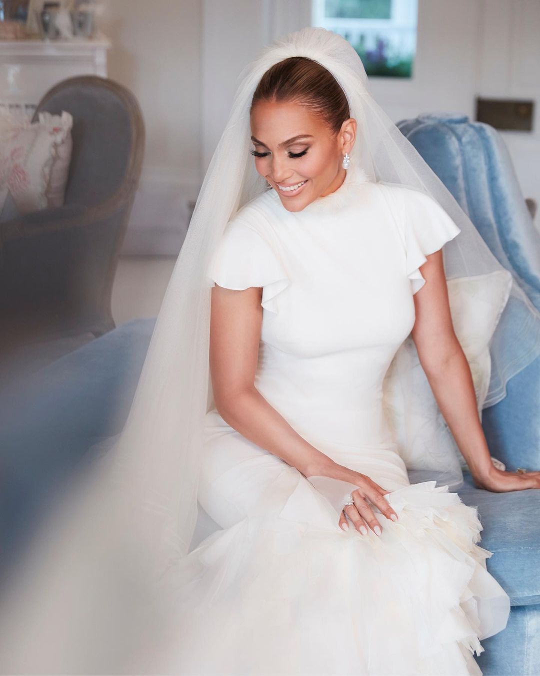 «Желаю вам такого же счастья»: Дженнифер Лопес показала новые фото со свадьбы с Аффлеком