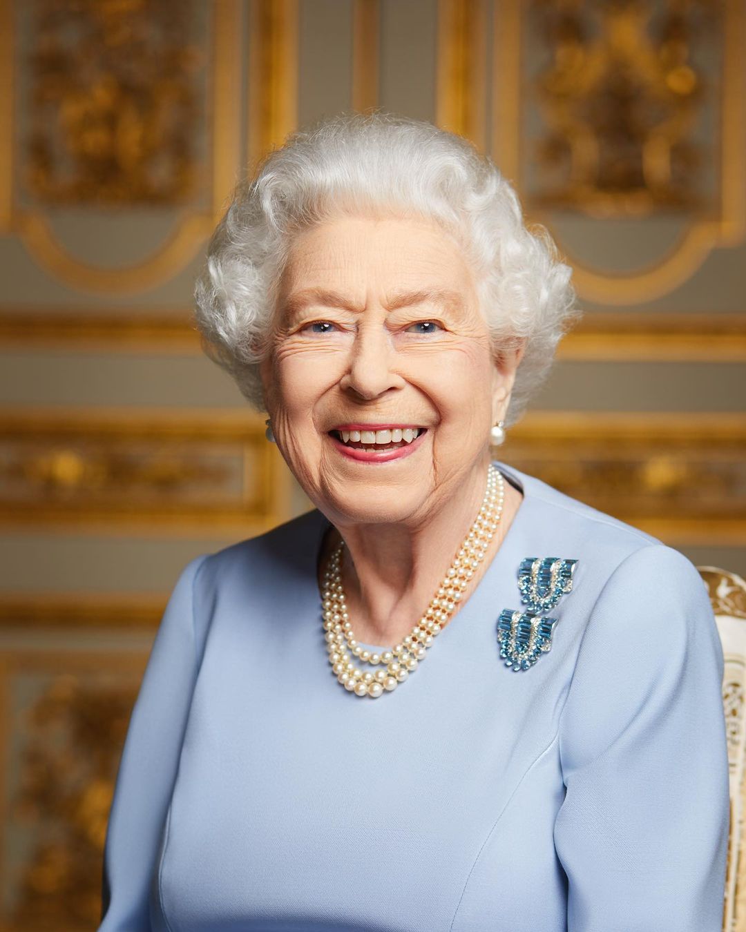 Букингемский дворец показал последний официальный портрет королевы Елизаветы II