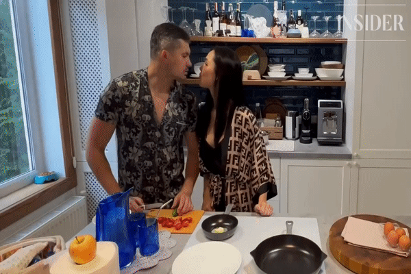 Зірковий сніданок за 15 хвилин: готують Євген Кот і Наталя Татарінцева
