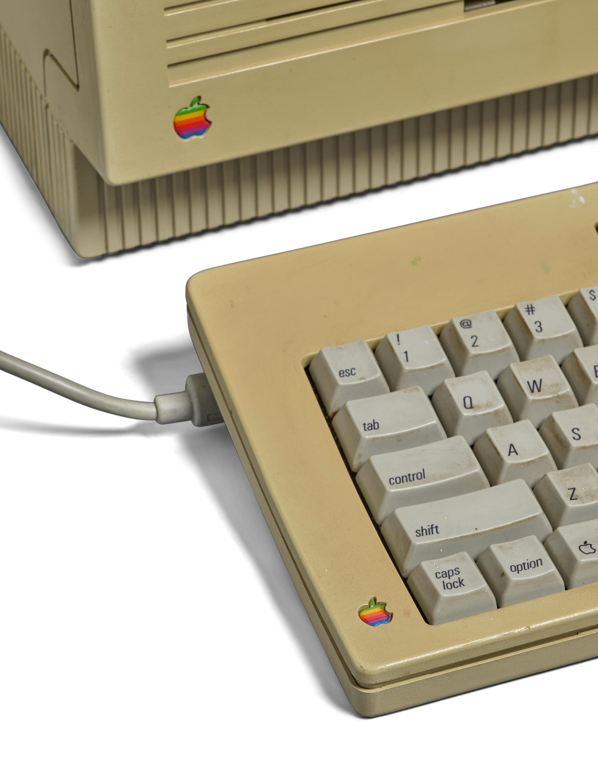 Комп&#8217;ютер Macintosh SE Стіва Джобса виставлено на аукціон