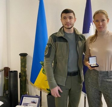 «Мы не сдадимся»: Катя Осадчая получила награду от Нацполиции