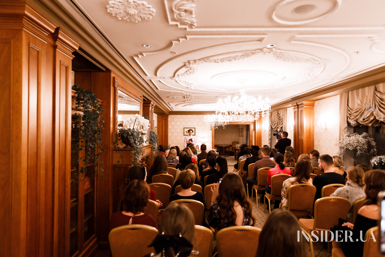 Читання поезій Лесі Українки у Fairmont Grand Hotel Kyiv