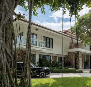 Софи Тернер и Джо Джонас продают свой дом в Майами: рассматриваем интерьер