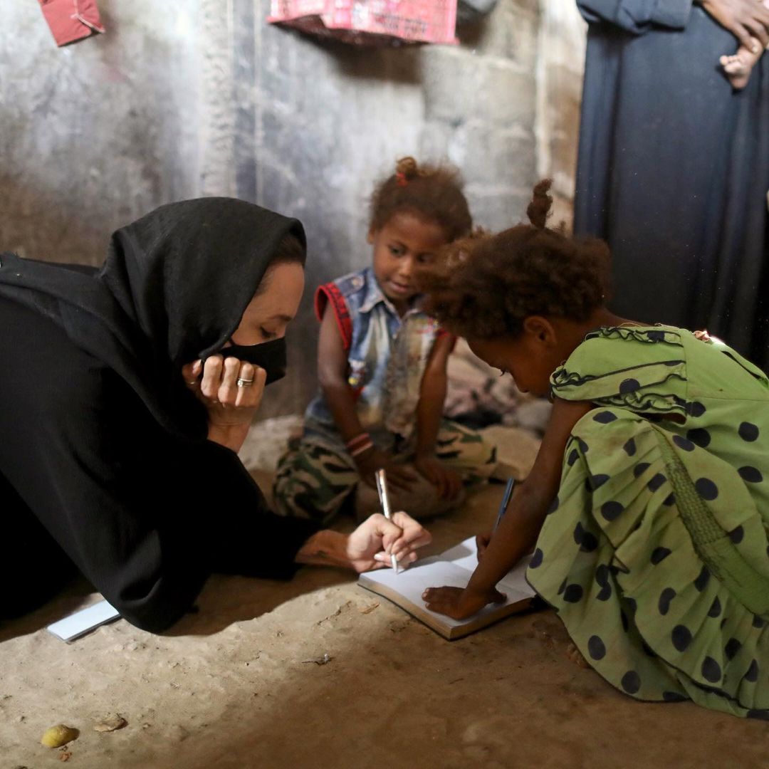 Анджеліна Джолі залишила посаду спеціальної посланниці ООН у справах біженців