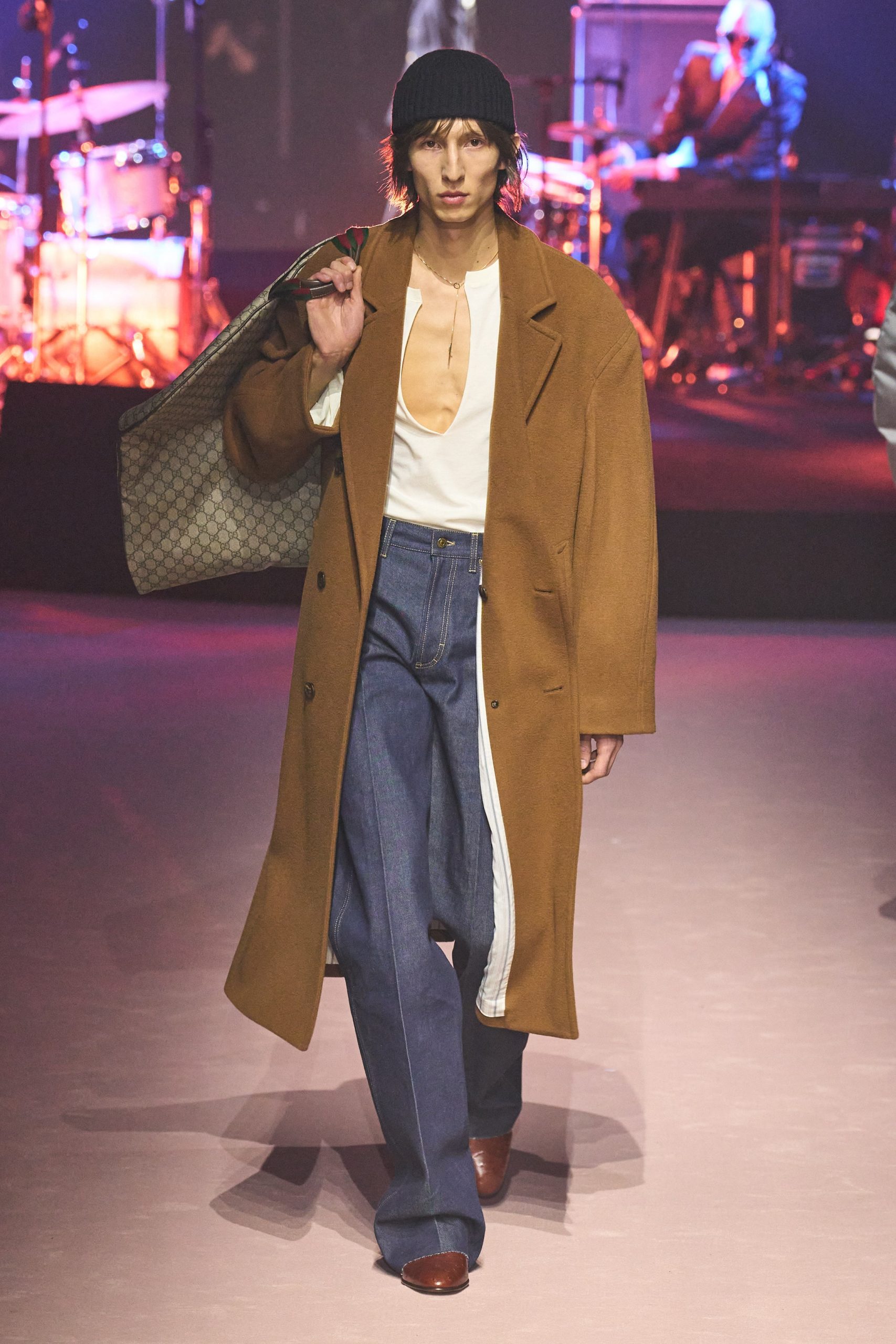Gucci показав першу чоловічу колекцію без Алессандро Мікеле