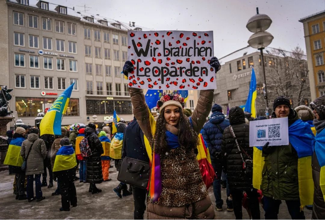 Оля Полякова, Джамала та інші селебриті підтримали флешмоб #FreeTheLeopards