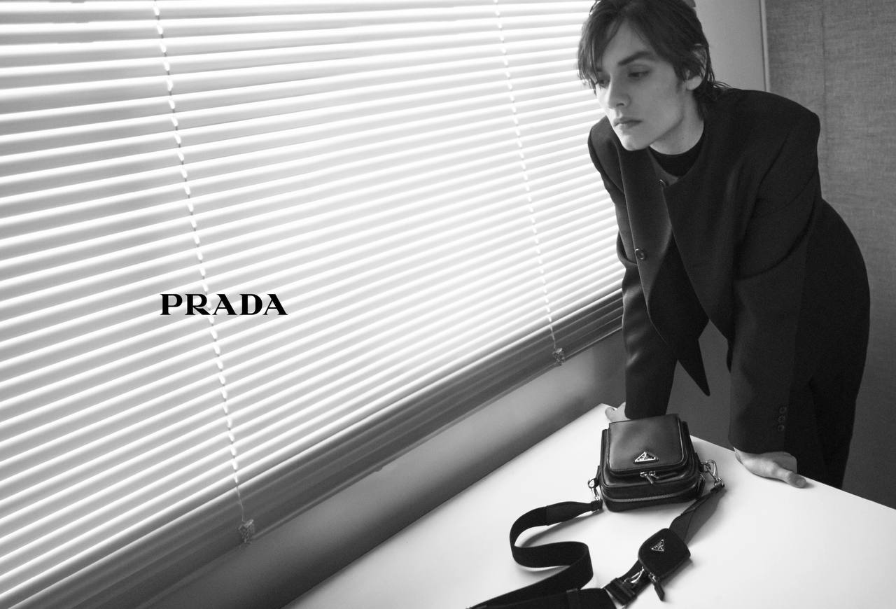 Венсан Кассель и Хантер Шафер — герои рекламной кампании Prada