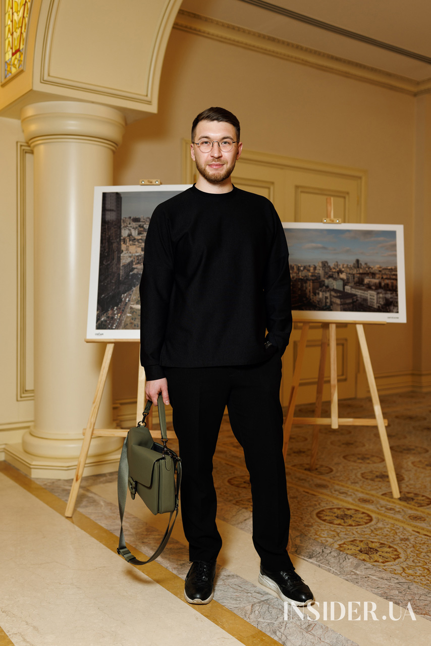 Дантес, Соня Плакидюк та інші гості благодійної фотовиставки «Закохані в Київ» у готелі Fairmont